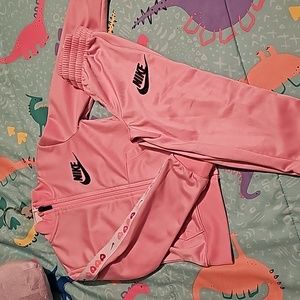 Nike track set pink with hearts